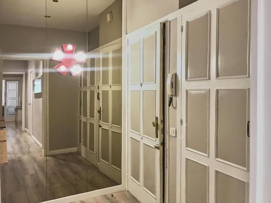 Magnificent 4 Bedroom Apartment In Eixample 바르셀로나 외부 사진