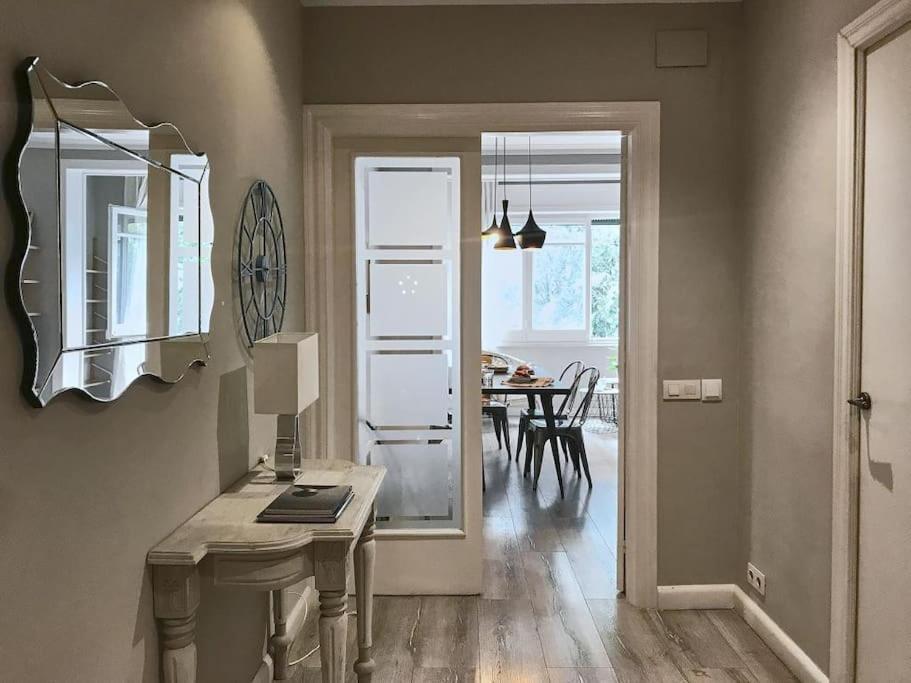 Magnificent 4 Bedroom Apartment In Eixample 바르셀로나 외부 사진